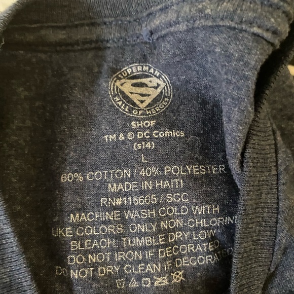 DC Superman Men’s Large T-Shirt - Picture 4 of 4